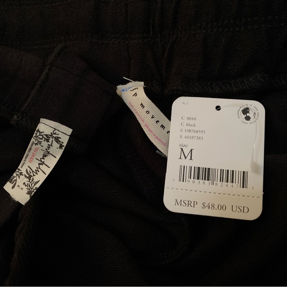 Free People Set - Picture 3 of 3